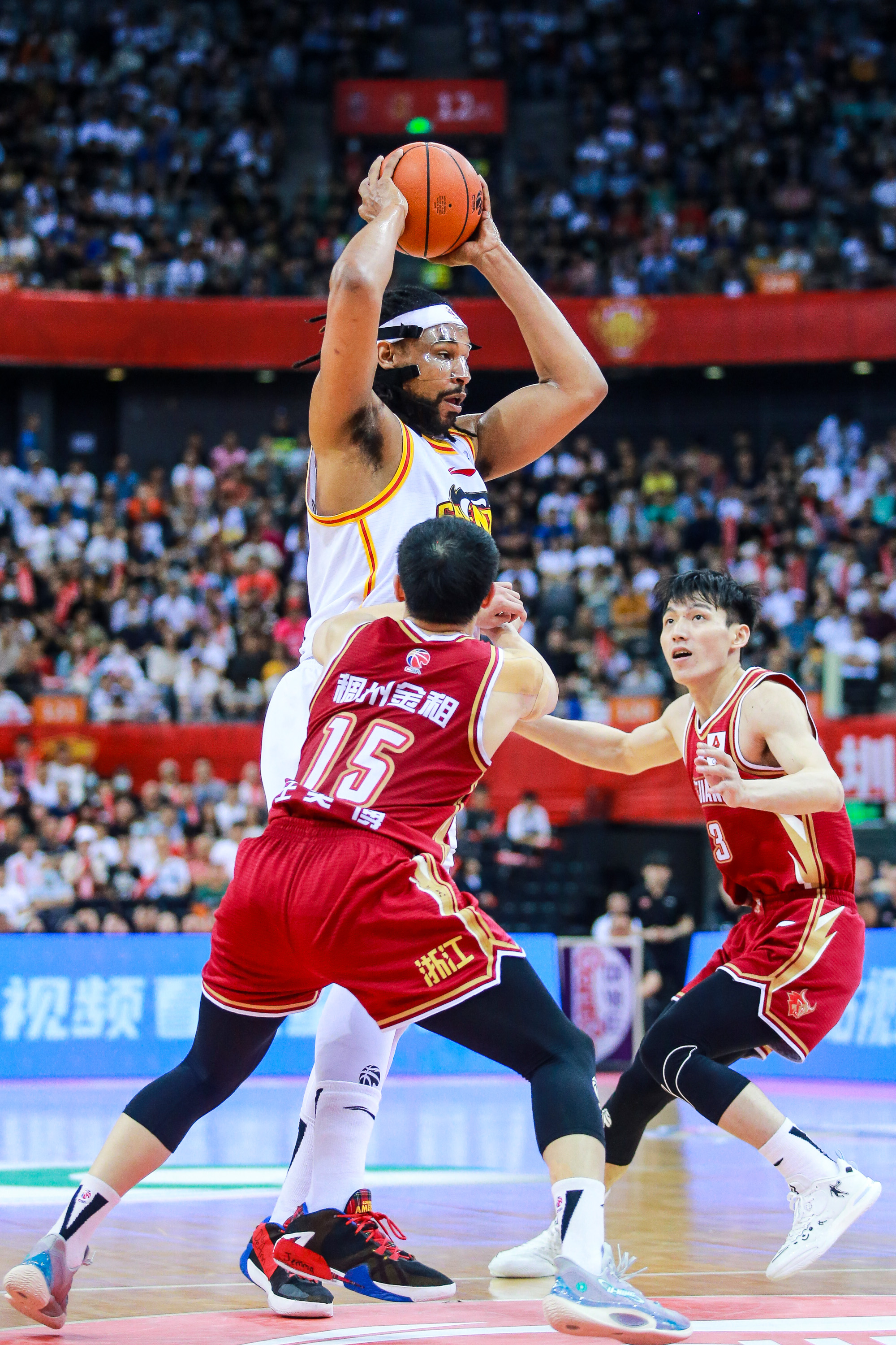 包含新疆伊力王酒vs深圳马可波罗预测的词条
